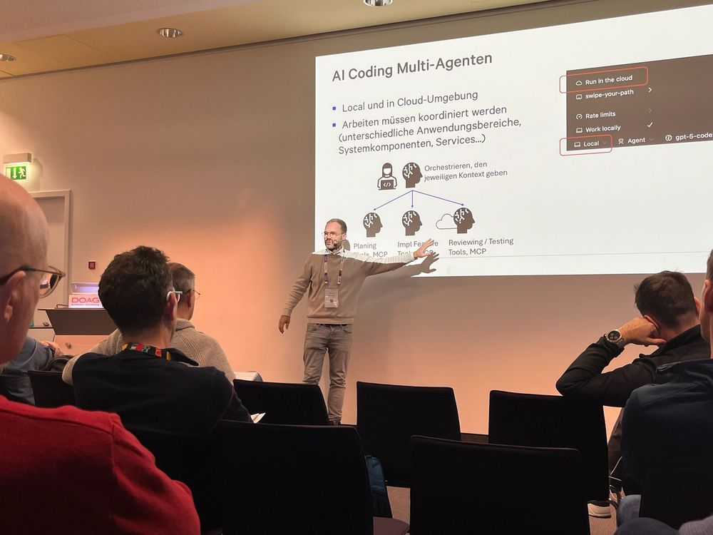 Andreas hält einen Vortrag über KI